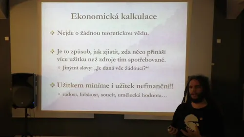 Anarchokapitalismus, díl druhý: Stát je špatný sluha, ale zlý pán